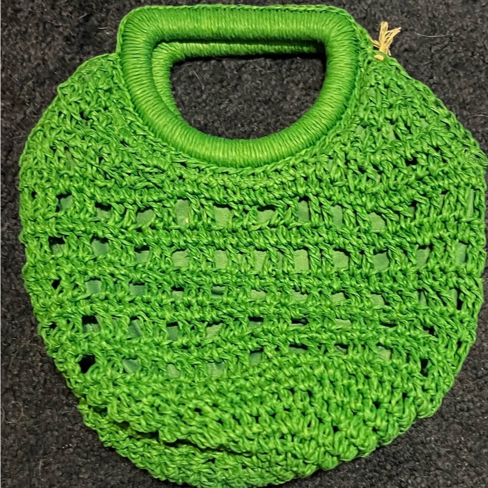 COPY - NWT Women’s green crochet small purse with handle from Fe Noel - Picture 4 of 8